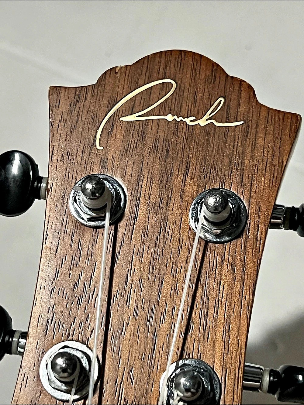 RANCH 21-INCH SOLID ACACIA CONCERT UKULELE – OPEN GLOSS FINISH - Picture 2 of 5